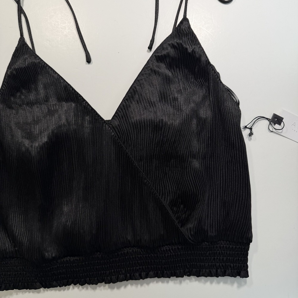 ASTR The Label NWT L  Black Pleated Tie Strap Camisole Cropped Minimalist - Picture 2 of 12